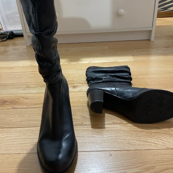 Black Slouchy Leather Block Heel Boots – Women’s 8.5M - Picture 3 of 5